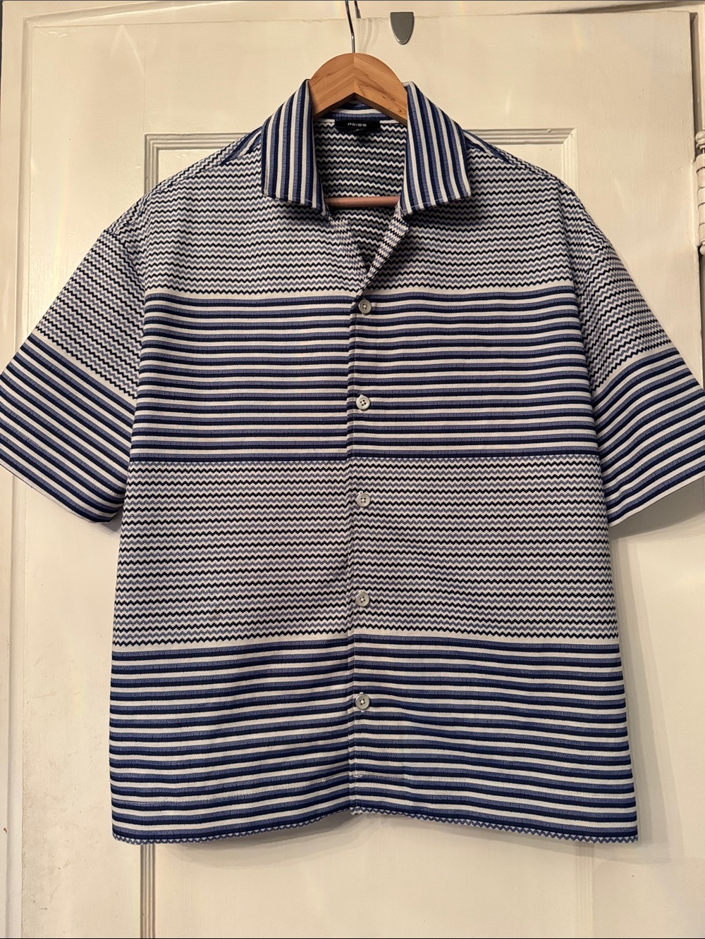 REISS Solstice Striped Shirt - medium